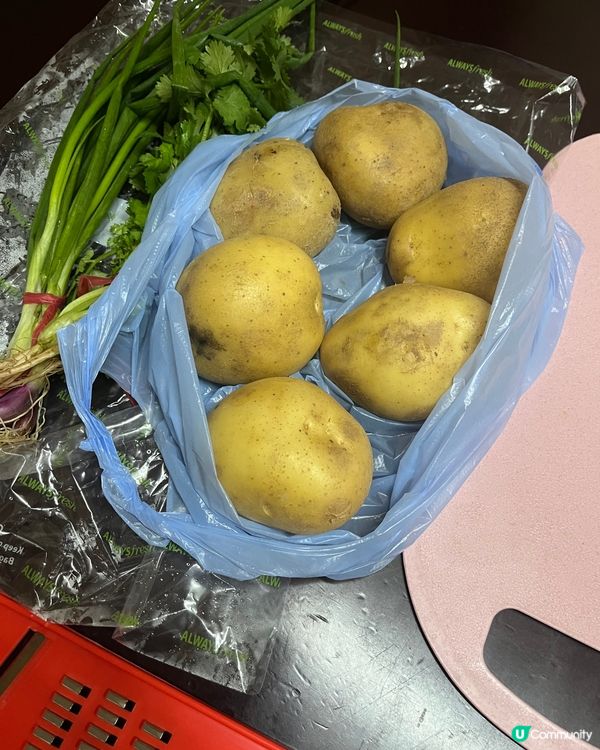 美味嘅韓式土豆煎餅，自己屋企整又平又好味！除咗有好香濃嘅薯仔...