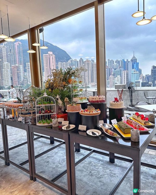 最近美利酒店推出以鳥類做主題「斑斕鳥羽」下午茶自助餐，廿多款...