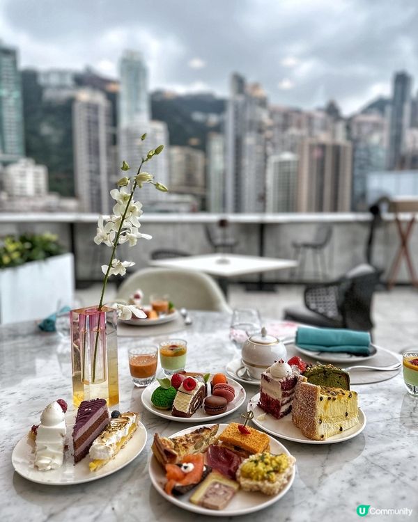 最近美利酒店推出以鳥類做主題「斑斕鳥羽」下午茶自助餐，廿多款...