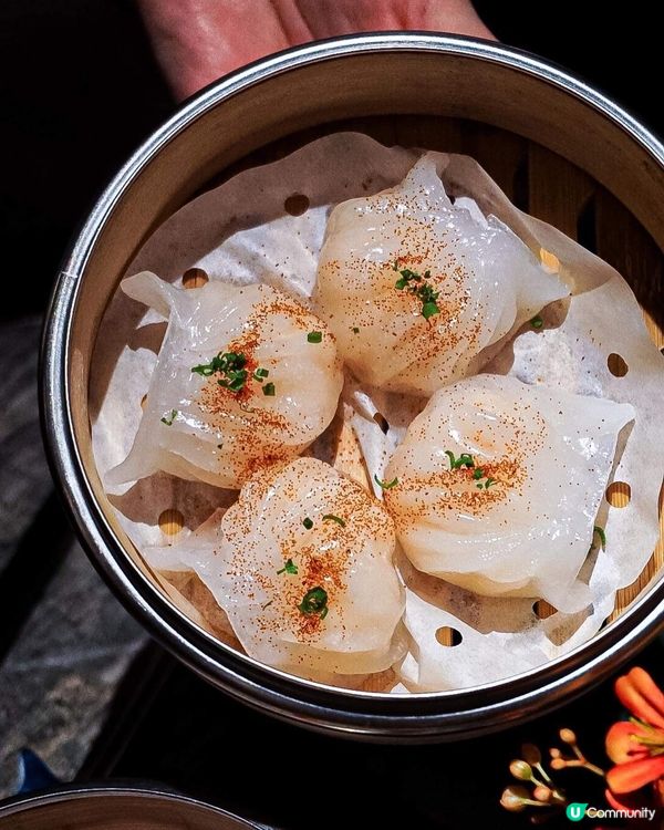 《金鐘一盅兩件✨吃的是氣派裝潢同環境？😳》 