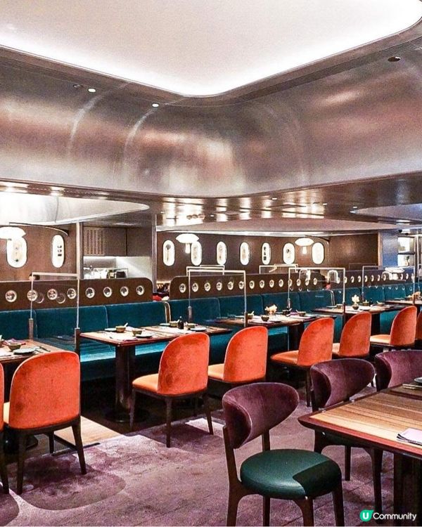 《金鐘一盅兩件✨吃的是氣派裝潢同環境？😳》 