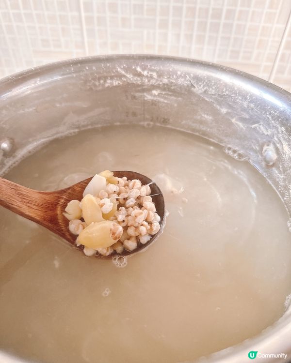 秋冬糖水 - 腐竹白果鮮白合薏米糖水