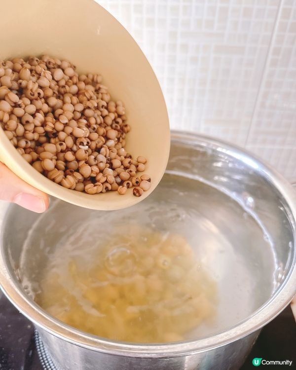 秋冬糖水 - 腐竹白果鮮白合薏米糖水