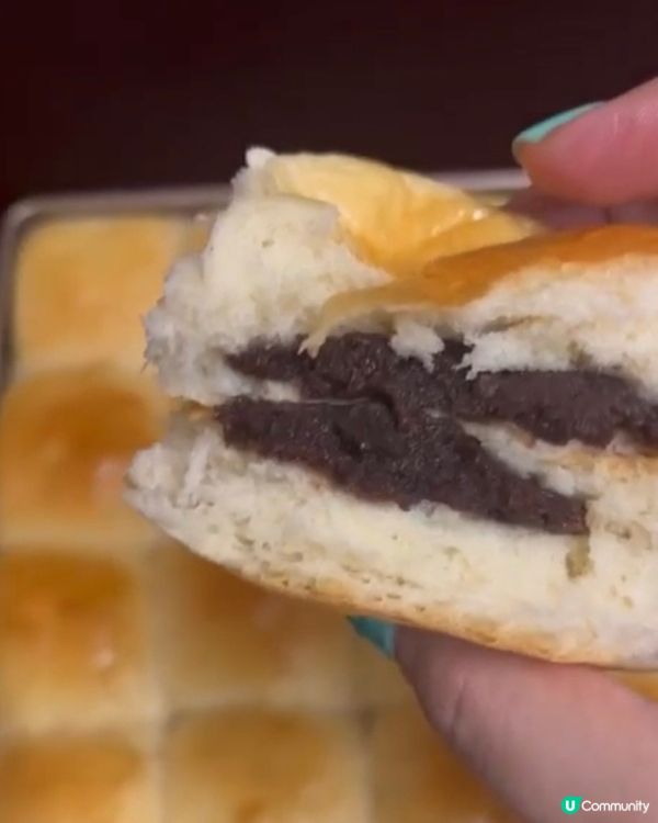 自己喺屋企整豆沙包，新鮮製造，仲可以濕爆啲餡😆一咬開滿滿嘅豆...