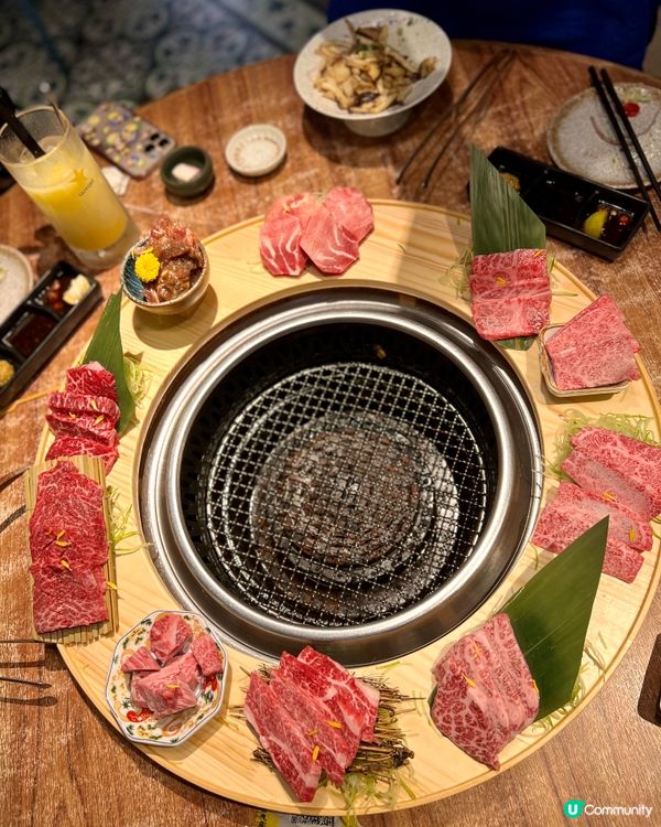 有朋友就快生日，又有朋友快要離港工作，咁就決定齊人時，大家先...