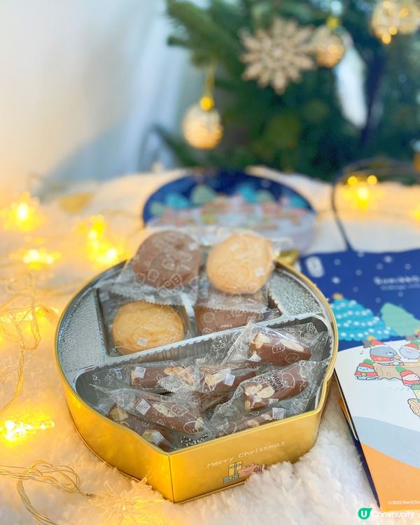 🎅🏻Santa Clause is coming to to...