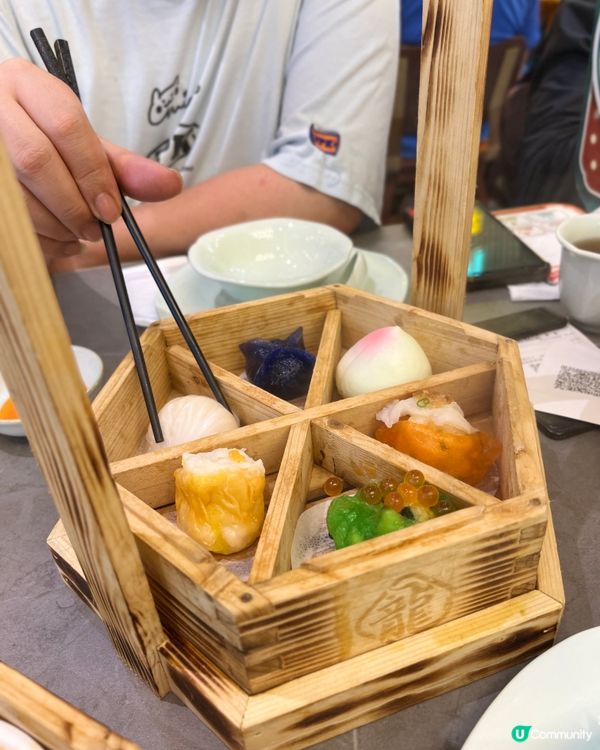 係灣仔駱克道街市對面新開嘅特式點心店，