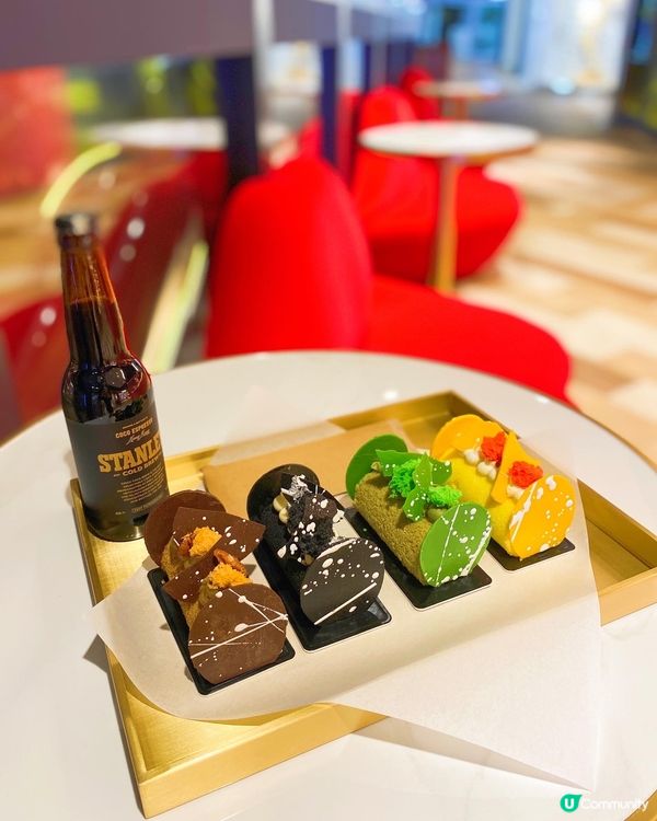 食完晚餐去食返件甜品先滿足嘅，Musea好多靚甜品，今次呢間...