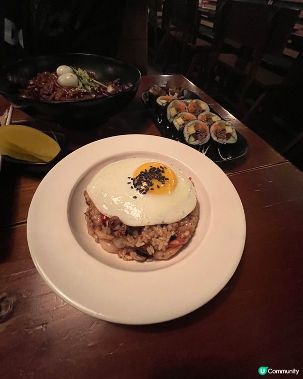 今年韓國餐廳大量進駐香港，outdark就係其中一間，仲係受...