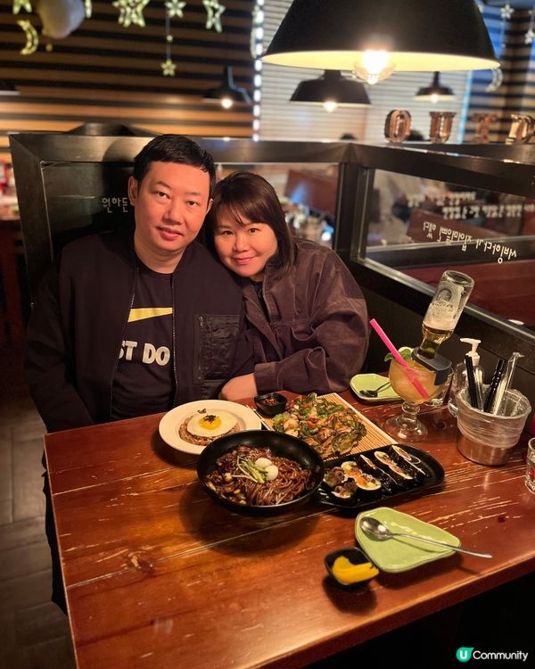 今年韓國餐廳大量進駐香港，outdark就係其中一間，仲係受...