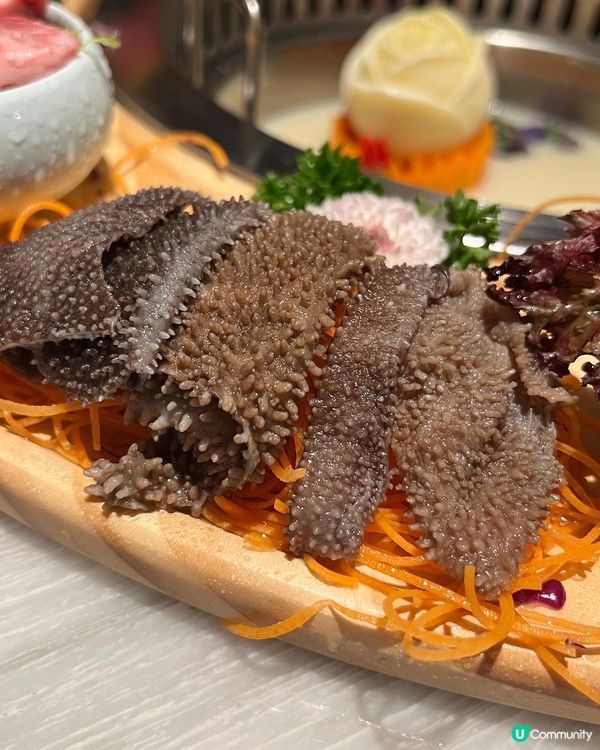 經過銅鑼灣利舞台, 見到大大個招牌 - 香江花月