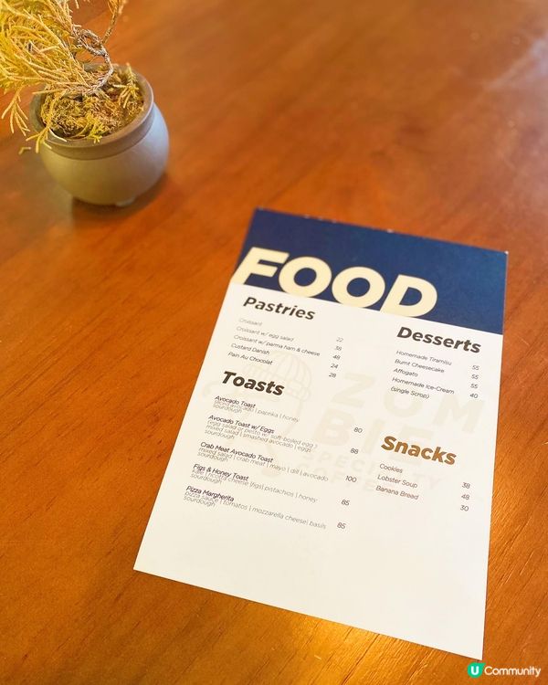 放假當然要去café休息吓，唔知點解感覺relax好多，呢到...