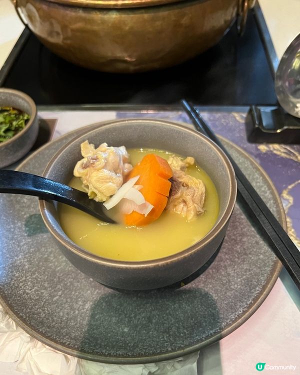 朋友特別鐘意食牛，知道《醉胡爐》出咗個十二道牛盛盒🥰所以一於...