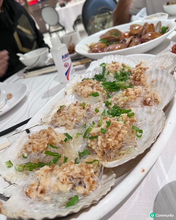 去上記買咗西澳龍蝦、扇貝、膏蟹、花甲皇、瀨尿蝦、龍躉，之後去...