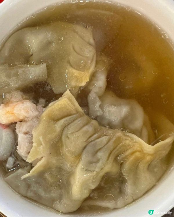 今日去咗APM行街，順便同埋媽咪去鱷魚恤中心飲茶，見《滿福庭...