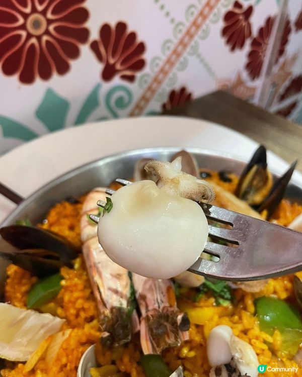 媽咪想試西班牙飯，知道新蒲崗Mikik商場有間西班牙餐廳，環...