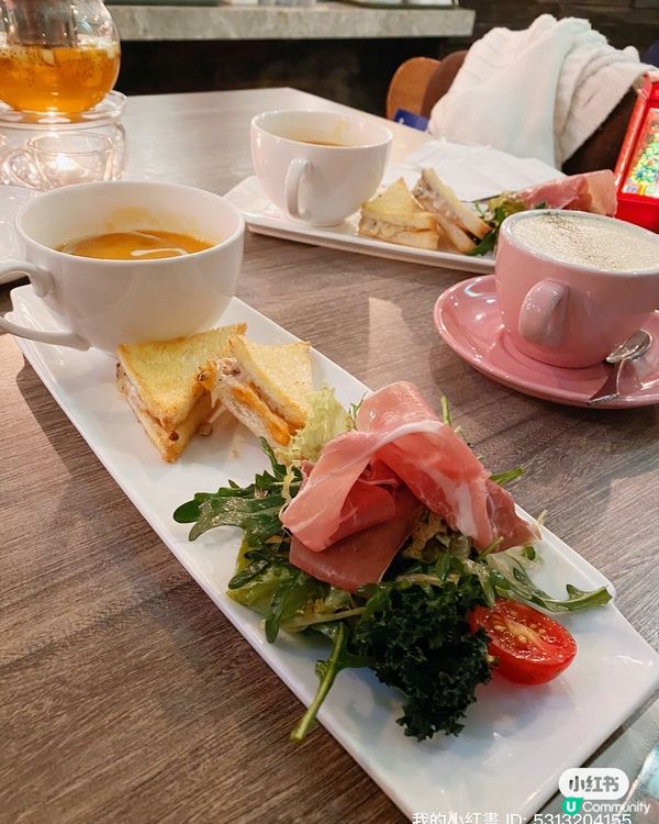 Espuma 食過幾次，次次都一大班朋友食🤣主打亞洲西班牙歐...