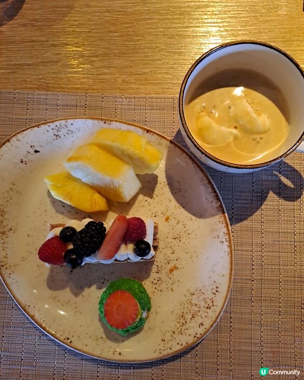 咖啡最好嘅拍檔就係甜品，甜品最好嘅伴侶就係咖啡。苦澀與甜蜜之...