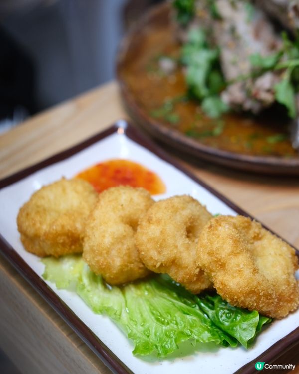 太掛住泰國所以來到荔枝角工廈的隱世泰國菜過下口癮！主打火山骨...