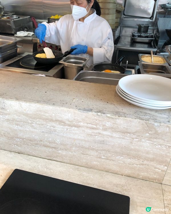 愉景灣酒店，自助早餐有即刻整嘅蛋