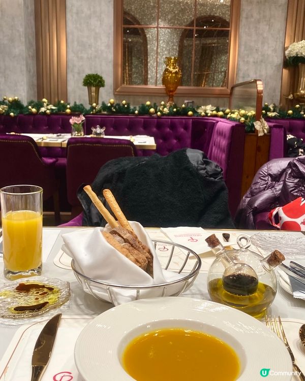 前菜、主菜選擇都叫多既～