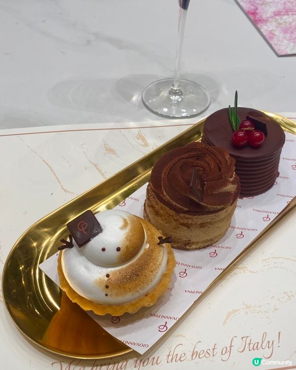 甜品賣相一流，裝潢也很奢華～