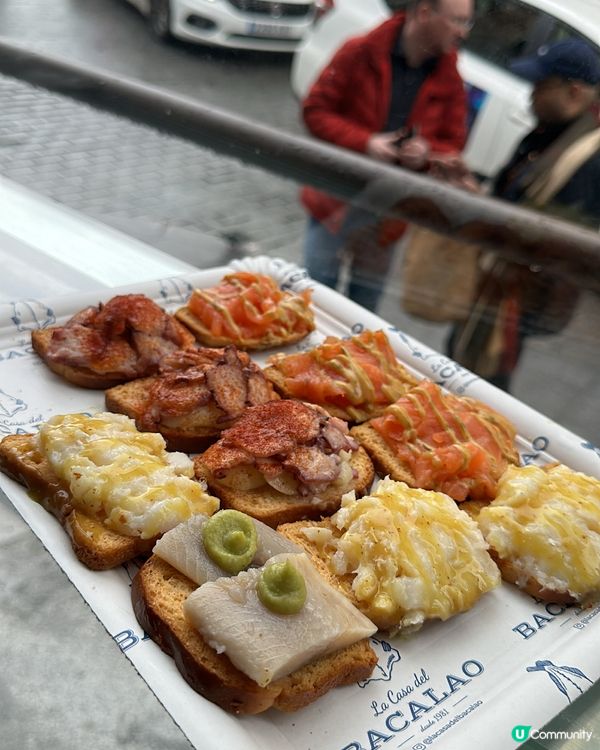 西班牙馬德里必去的海鮮市場聖米格爾市場，只有一家賣西班牙傳統...