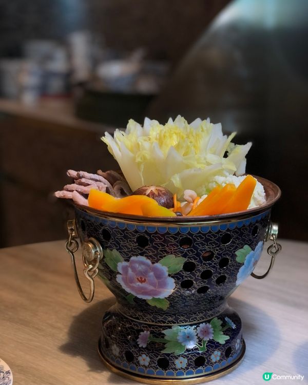 人氣打卡火鍋店香江花月喺銅鑼灣開咗分店，依家除咗有火鍋之外仲...