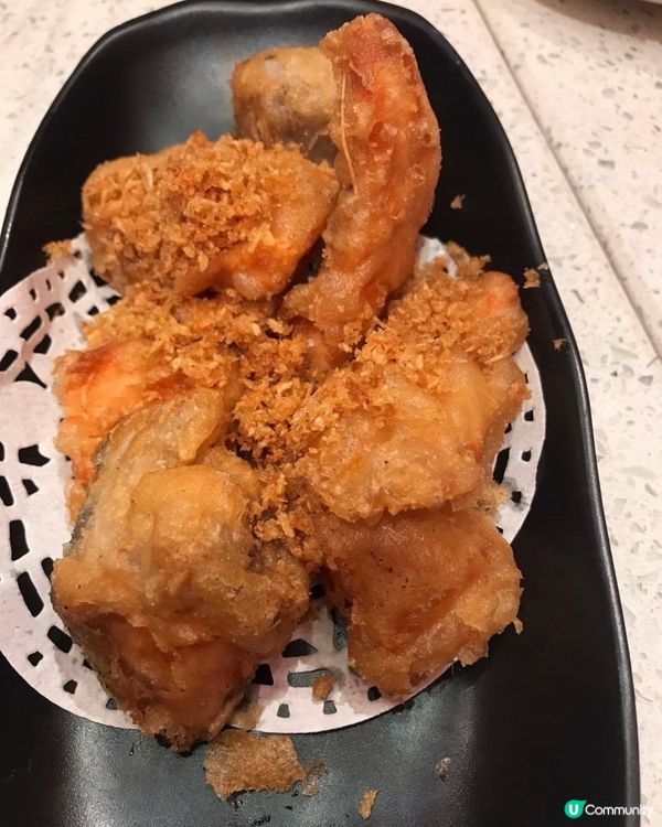 椒鹽三文魚骨腩