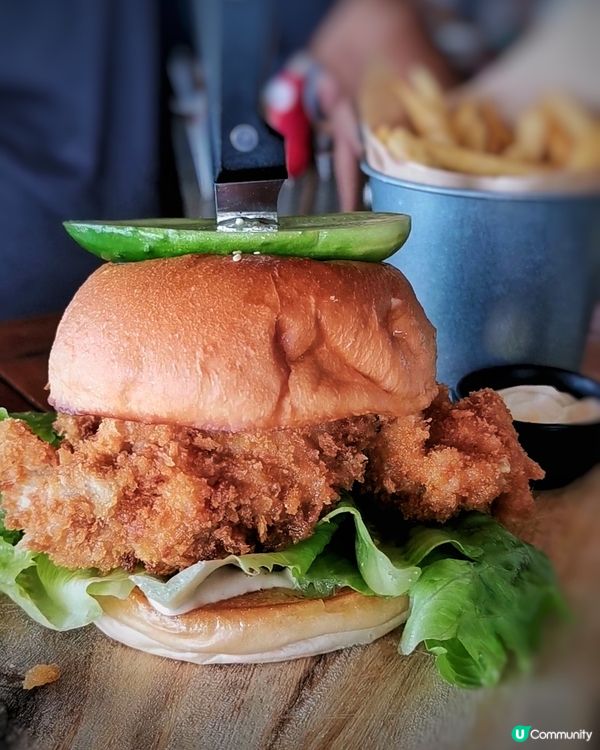 大大件炸雞扒漢堡