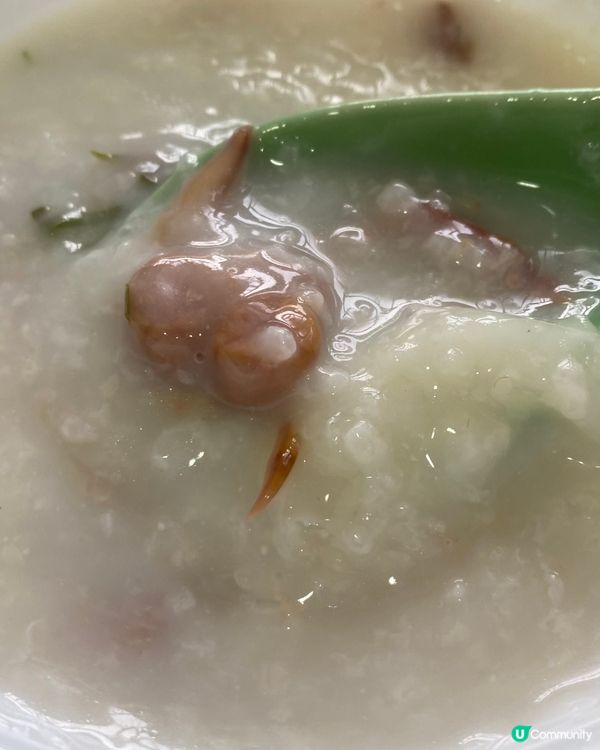 一粥麵的午餐 - 荔灣艇仔粥拼手拉腸粉蔥花叉燒腸粉。