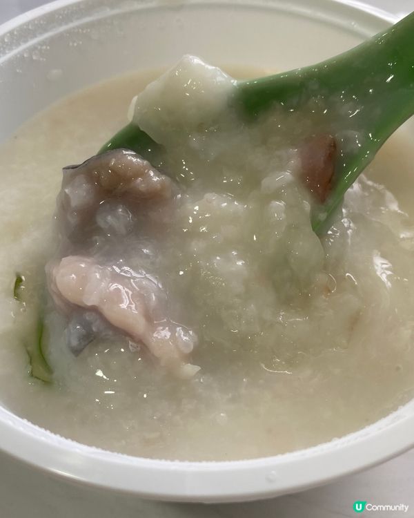 一粥麵的午餐 - 荔灣艇仔粥拼手拉腸粉蔥花叉燒腸粉。