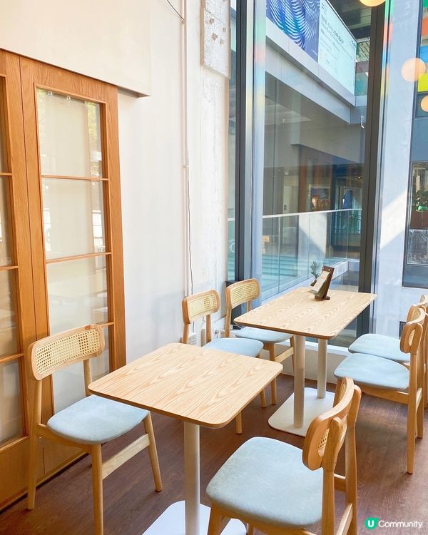 之前去過深水埗嘅Minimal休閑cafe，得知佢哋係荃灣開...