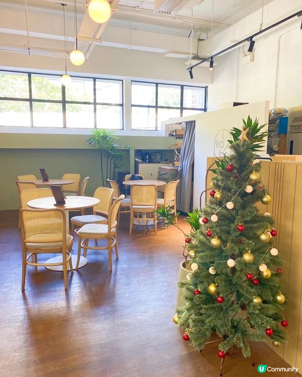 之前去過深水埗嘅Minimal休閑cafe，得知佢哋係荃灣開...