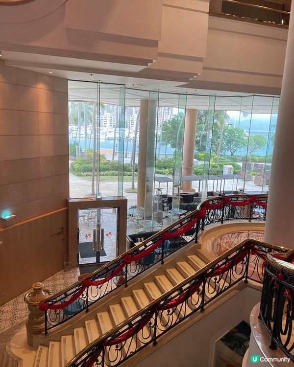 黃金海岸酒店無論室外或室內都有多處好靚嘅打卡地方，值得一去👍...