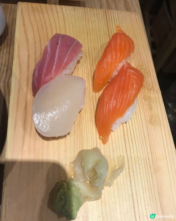 三文魚壽司、凡立貝、中吞拿魚腩，超級新鮮，吞拿魚腩脂肪比例均...