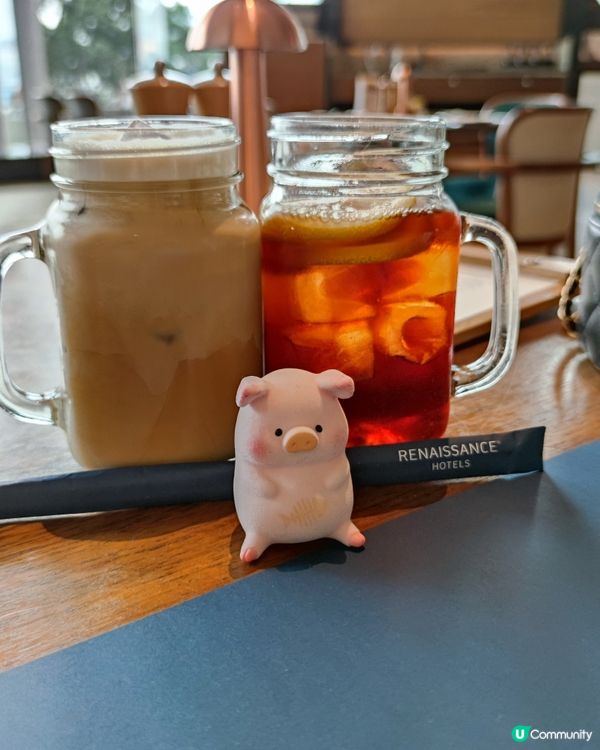 位於Renaissance Hotel嘅《Mirage》