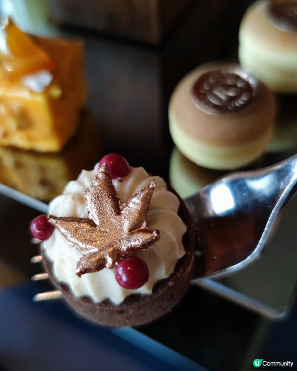 位於Renaissance Hotel嘅《Mirage》