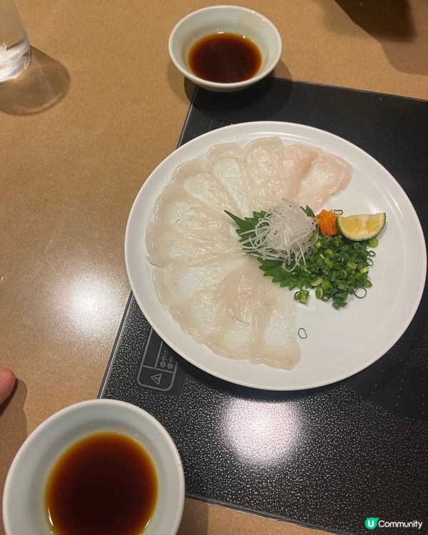 日本的河豚刺身實在太好食了！鮮甜又毫無腥味，而且每家都有專業...