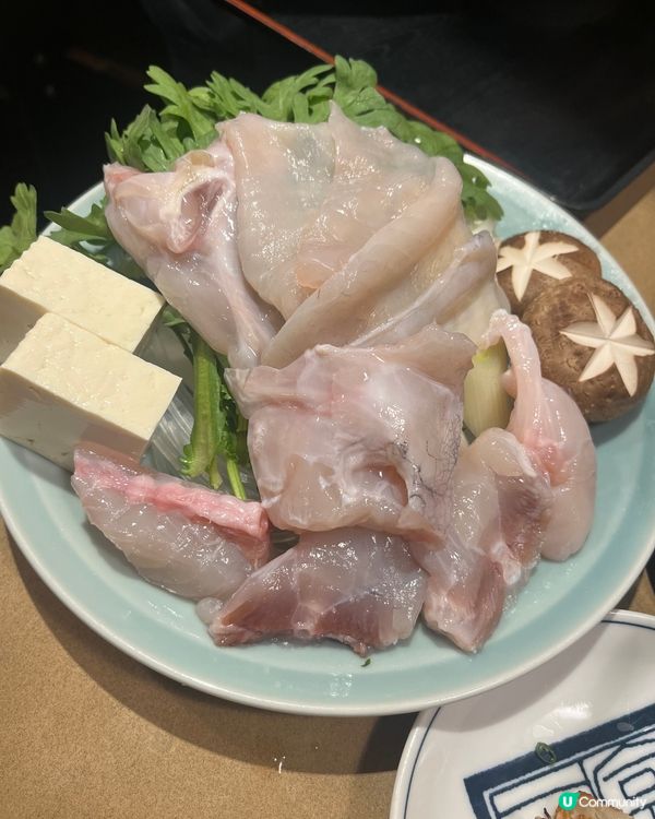 日本的河豚刺身實在太好食了！鮮甜又毫無腥味，而且每家都有專業...