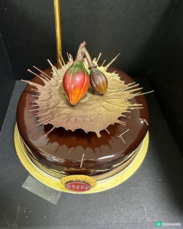 開心食甜品慶祝 🎂 
