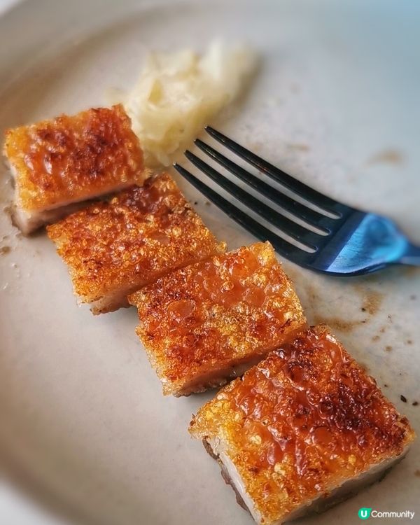 脆到不行的燒腩肉