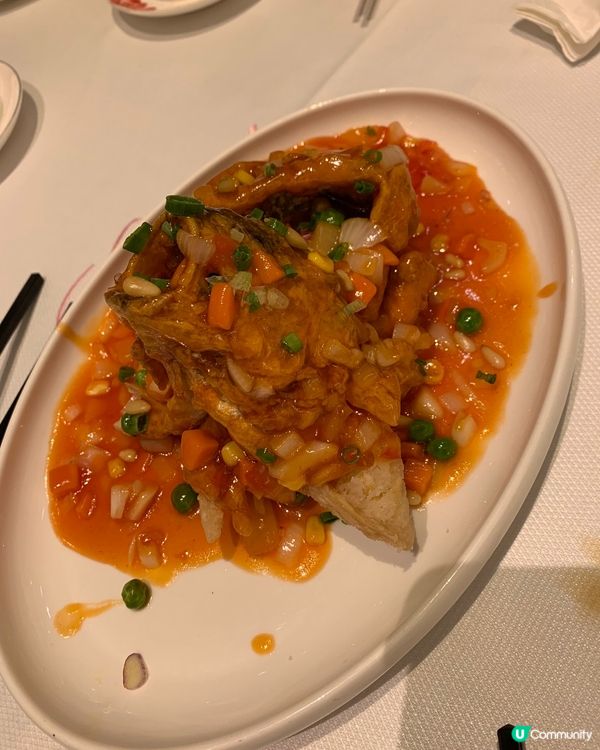 呢條魚係我食過最好食，原條魚炸完之後再加上甜酸醬，超好食🤤🤤...