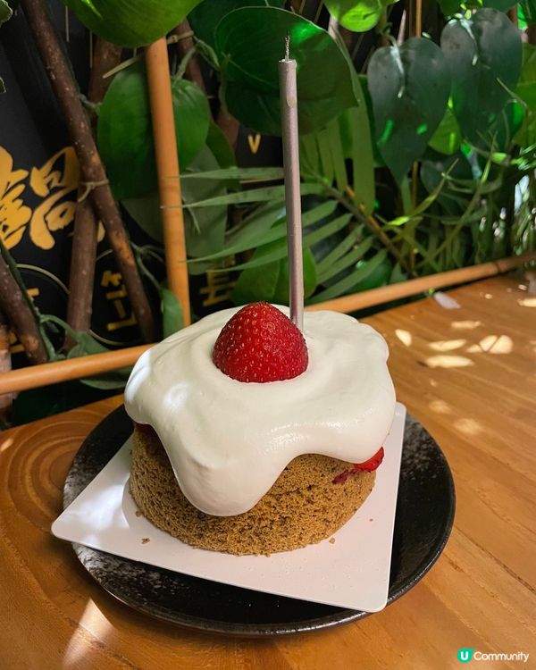呢間Cafe嘅甜品唔單止可以堂食，仲可以外賣拎走。