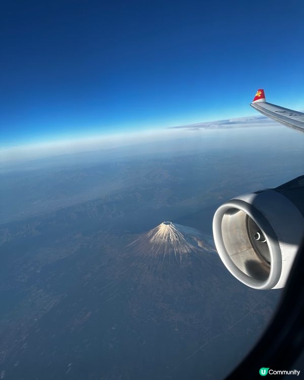 俯瞰富士山嘅宏偉壯觀