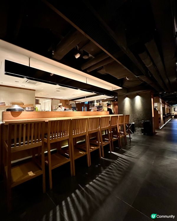 前幾日同朋友行開尖東見到一間高級日本燒肉店「和牛燒肉純」