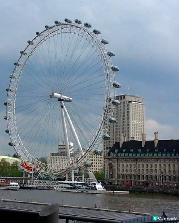 倫敦眼摩天輪🎡 位於英國泰晤士河南畔～係世界最高的摩天輪 好...
