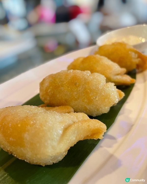 青芥末沙律明蝦角😋入面係原隻蝦好彈牙，芥末味唔算好濃，同蝦好...