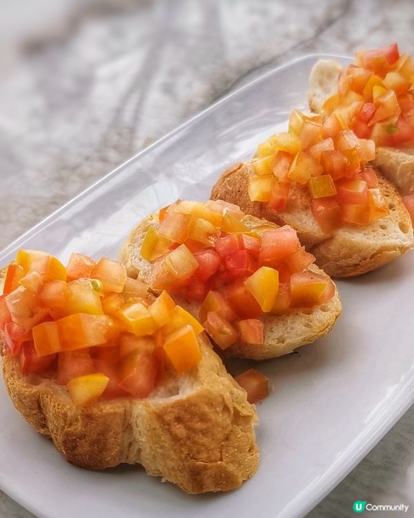 開派對小食的不二之選 Bruschetta