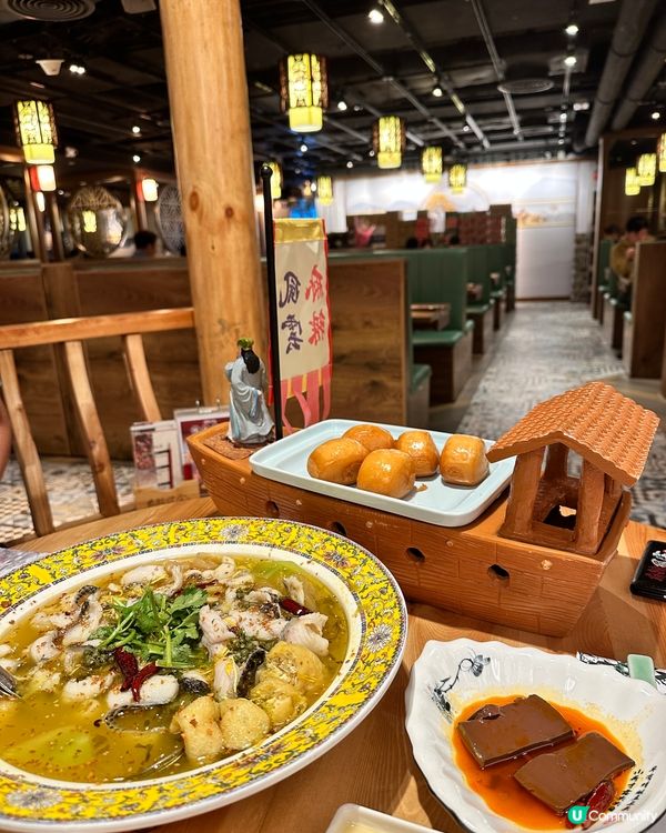 高質中式風情 草船借饅頭之人氣餐廳🚢🥰一齊泛舟湖上🚣
